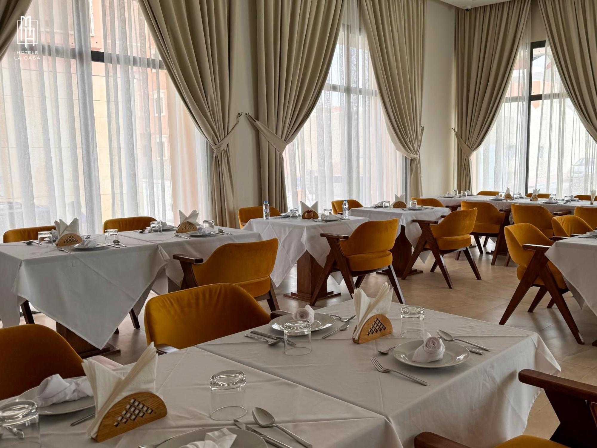 Mh Hotel La Casa Al-Ujun Zewnętrze zdjęcie